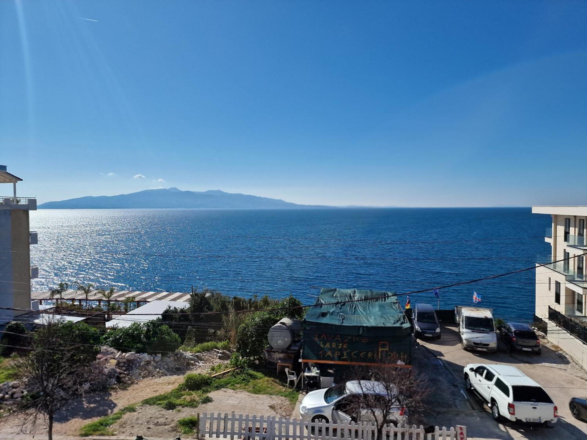 Beachfront Apartment Σαράντα Εξωτερικό φωτογραφία